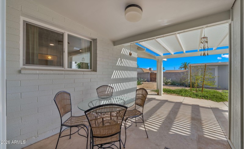 32-web-or-mls-Backyard2