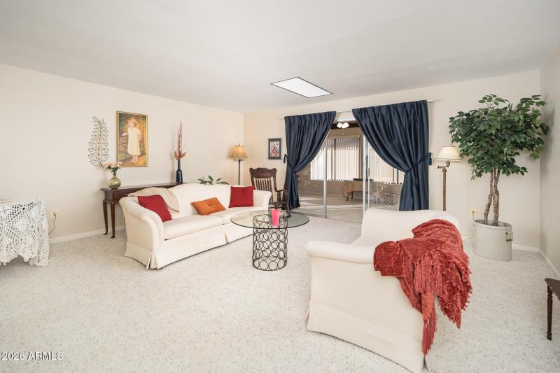 Relaxing space in living room/entertaing