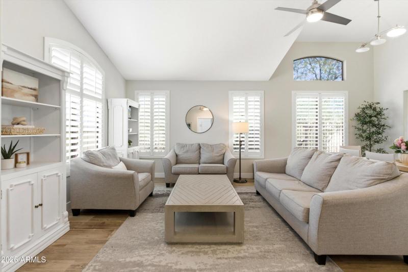 19-DSC08918_autoremove_14759583