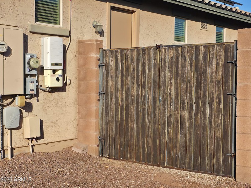 Misc-Double-Side-Gates