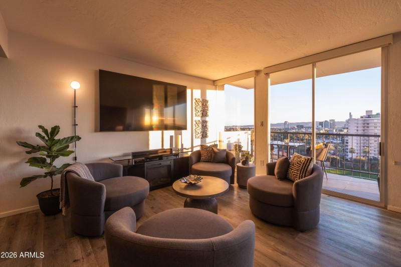 Floor To Ceiling Windows