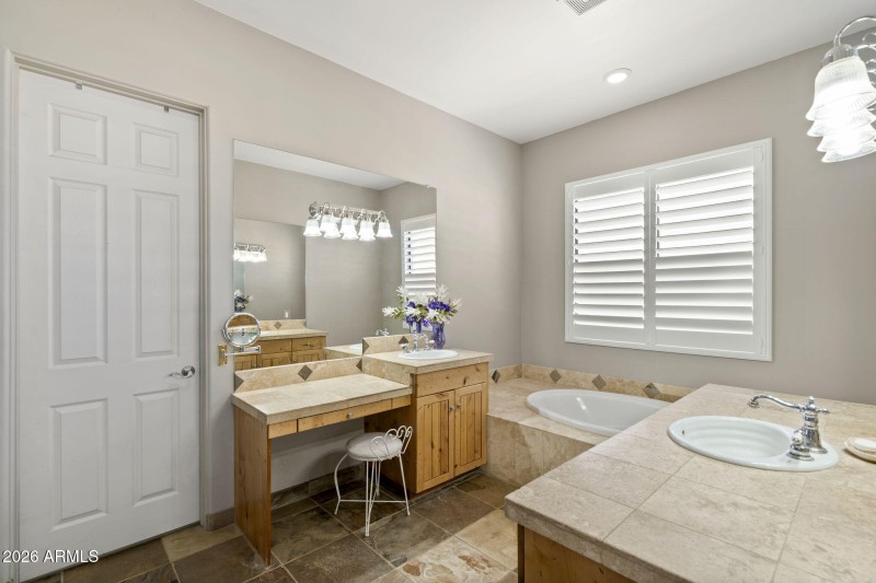 21-web-or-mls-DSC07995