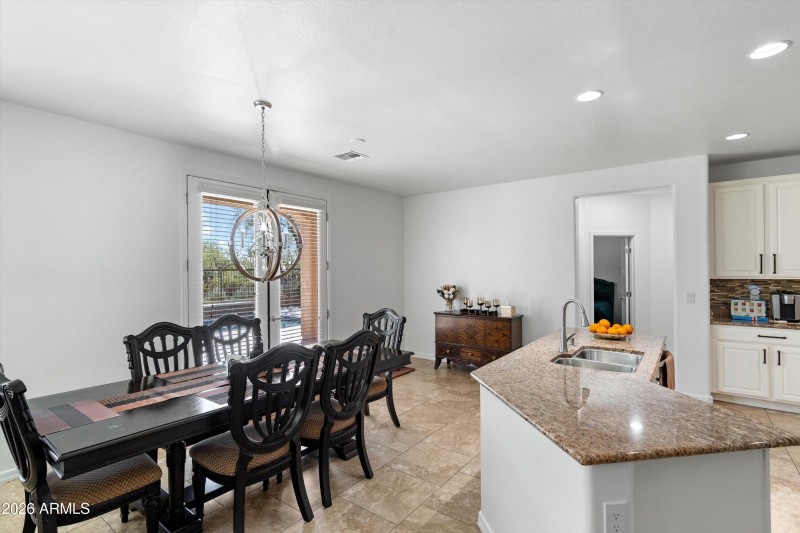 14-Dining and Kitchen