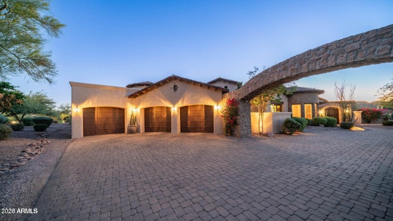 EXTRA-HEIGHT and EXTENDED 3.5 CAR GARAGE