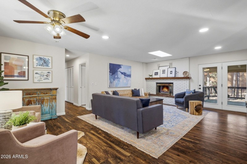 8574EastLn-Pinetop-AZ-9