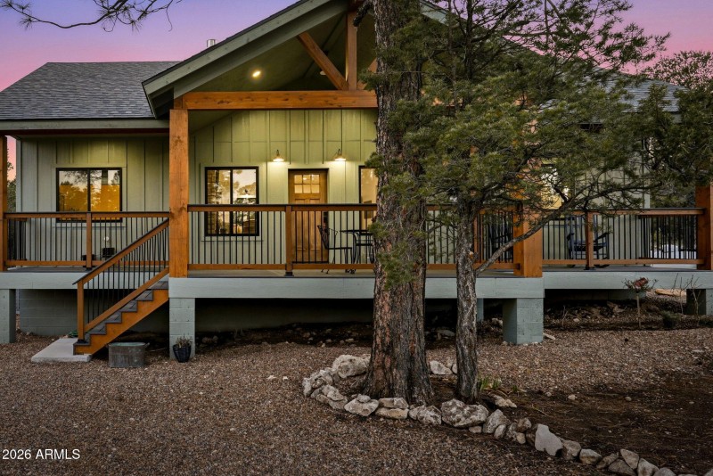 2225RoundaboutWay-HeberOvergaard-AZ-2