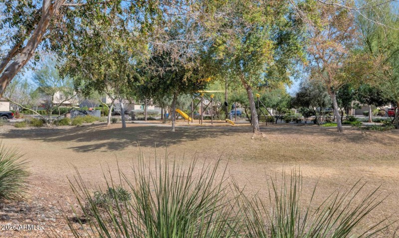 9645 E Theia Dr-large-046-005-TOD6259-15