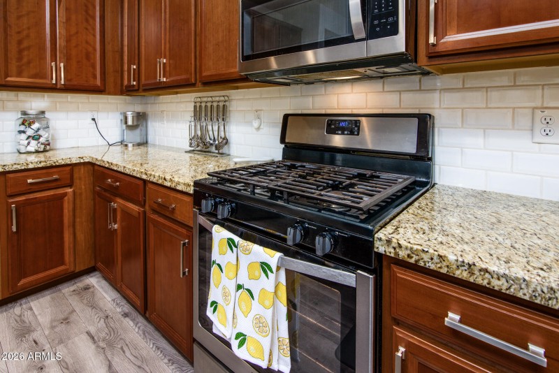 21059 N Evergreen Dr-3361-Edit