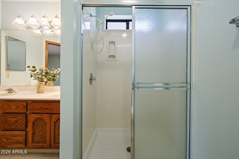 094-Primary Bathroom