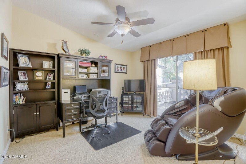 Office / 3rd Bedroom