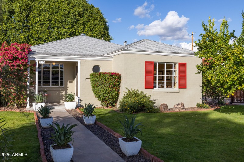 Beautiful Front Details