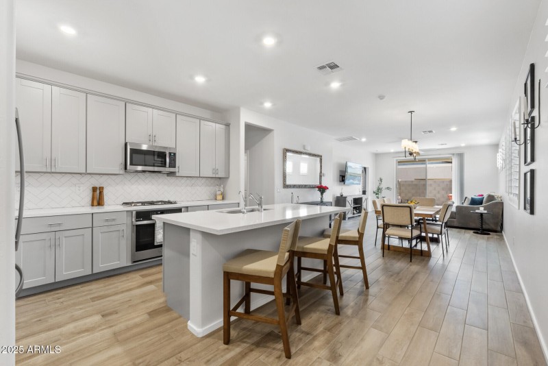 13_14601_Valentines13_mls