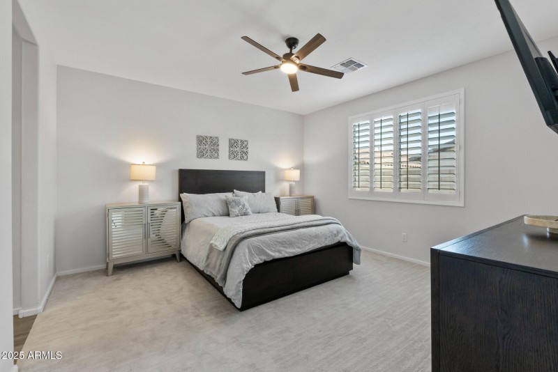 26_14601_Valentines26_mls