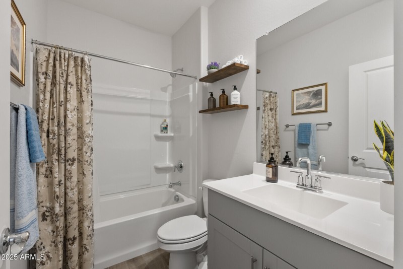 39_14601_Valentines39_mls