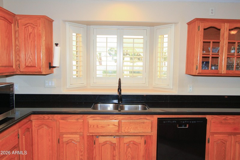 Kitchen 8 - beautiful shutters and view