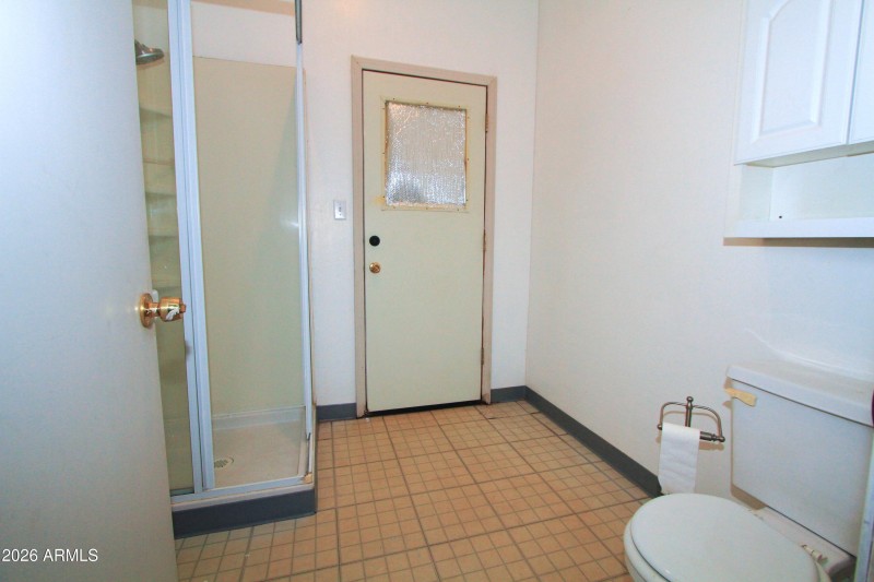 Detached Garage bathroom