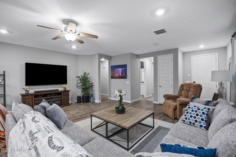 440 Pinnacle Ridge Dr-7