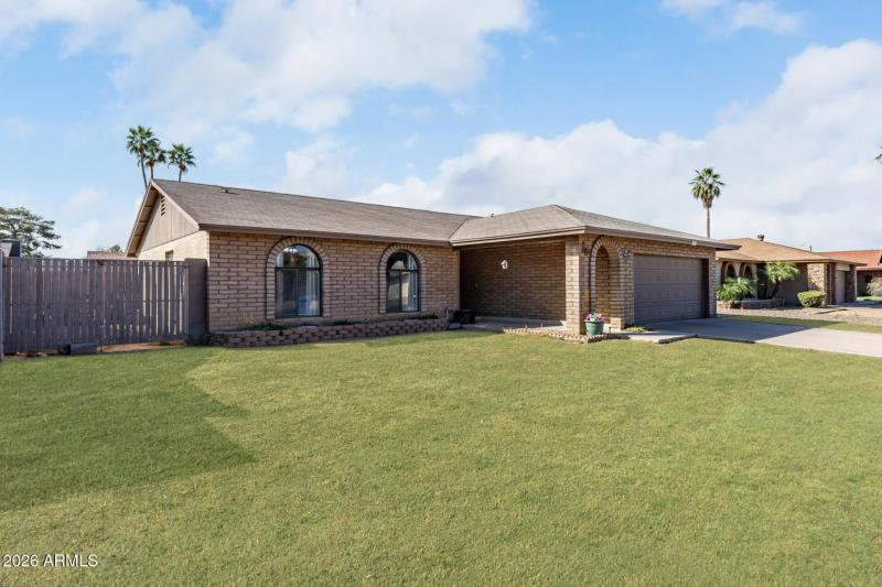 Front yard - when grass was present