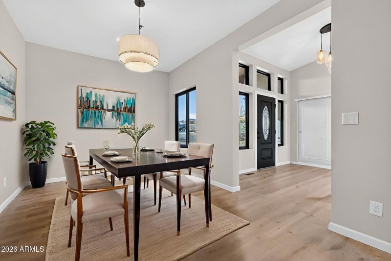 5-web-or-mls-2108-lakewood-dr