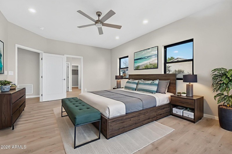 15-web-or-mls-2108-lakewood-dr