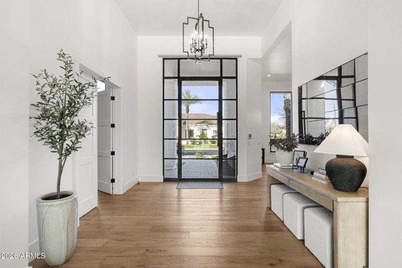 3-web-or-mls-4305-e-virgo-pl