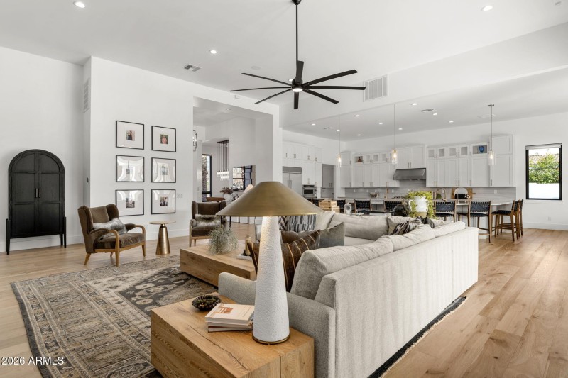 8-web-or-mls-4305-e-virgo-pl