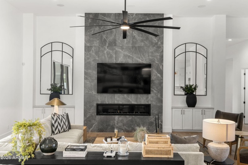 12-web-or-mls-4305-e-virgo-pl