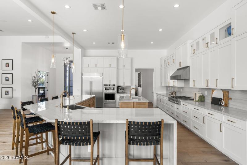 16-web-or-mls-4305-e-virgo-pl