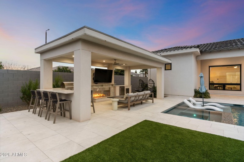 61-web-or-mls-4305-e-virgo-pl