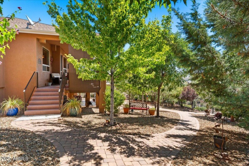 36-Backyard to Upper Deck