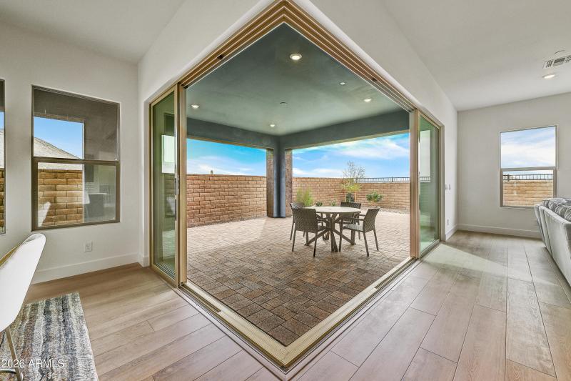 Trilogy_Ridgecrest_Latigo_HS_89_patio_in
