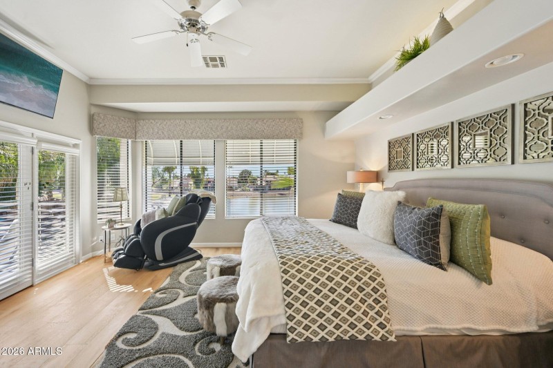 33-web-or-mls-N 56th Ave-S0502-033