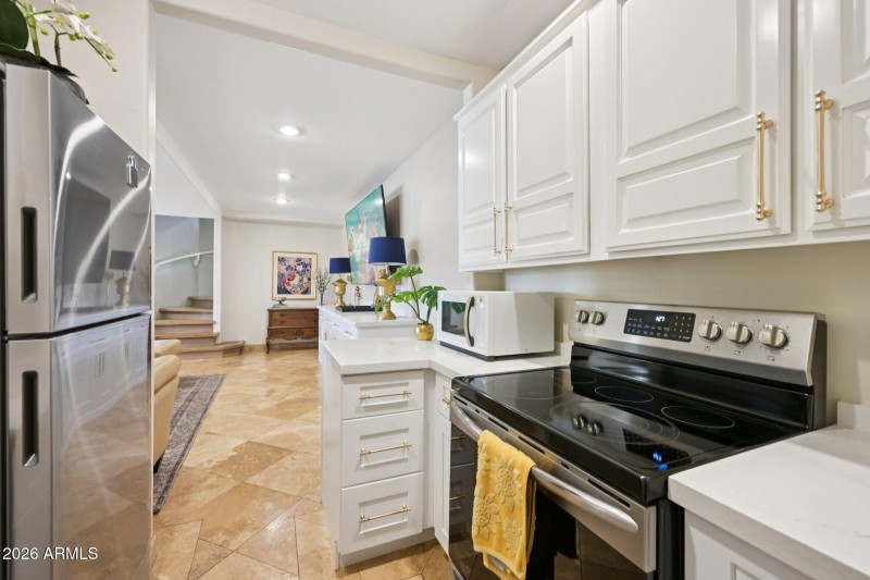 46-web-or-mls-N 56th Ave-S0502-046