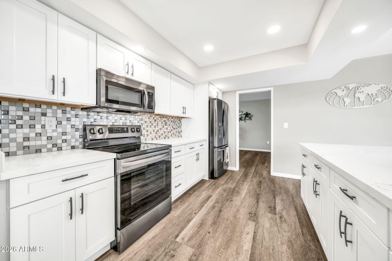 14633 N Boswell Blvd-16