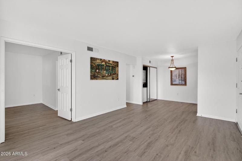 6-web-or-mls-07 N Granite Reef Rd