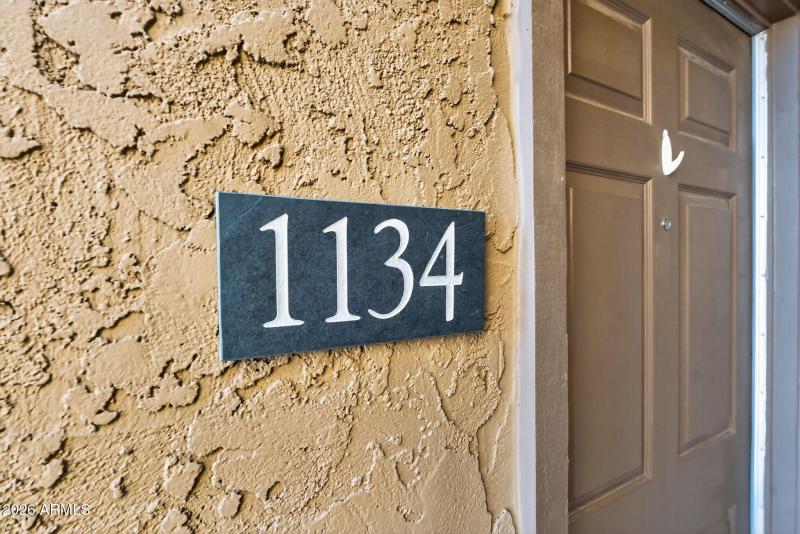 30-web-or-mls-01 N Granite Reef Rd