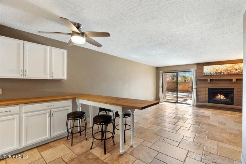 04-Kitchen Bar Area & Living Room