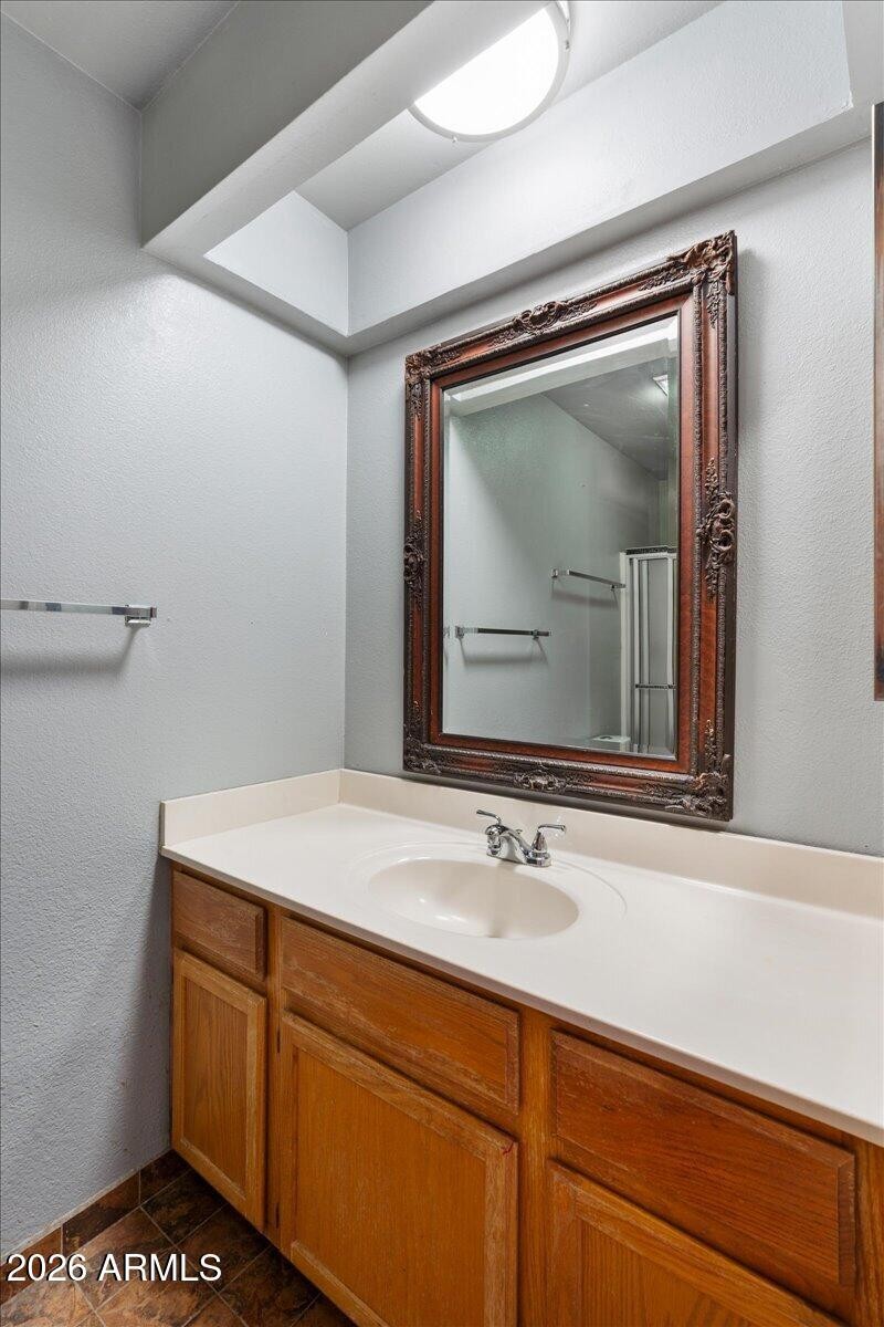 18-Guest Bathroom