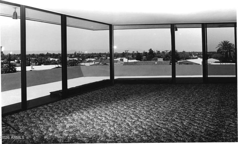 2141 E Palo Verde Living Room Windows