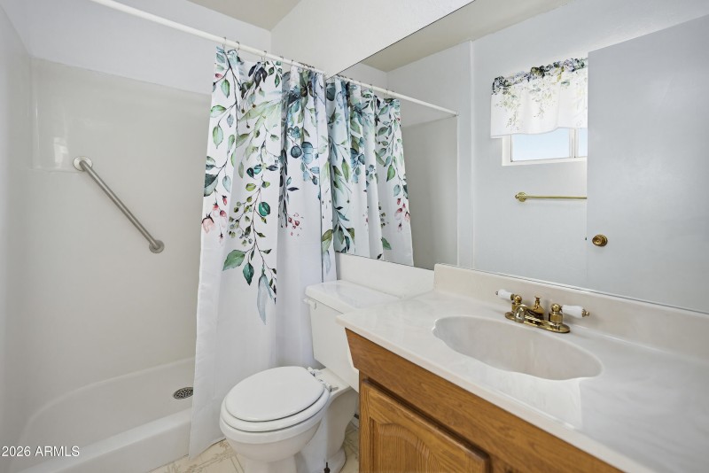 3321 W Greenway Rd-9