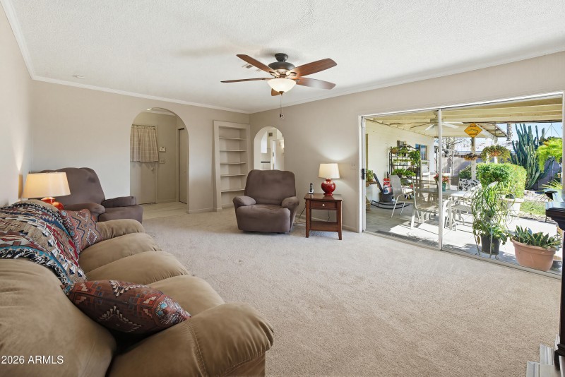 3321 W Greenway Rd-20