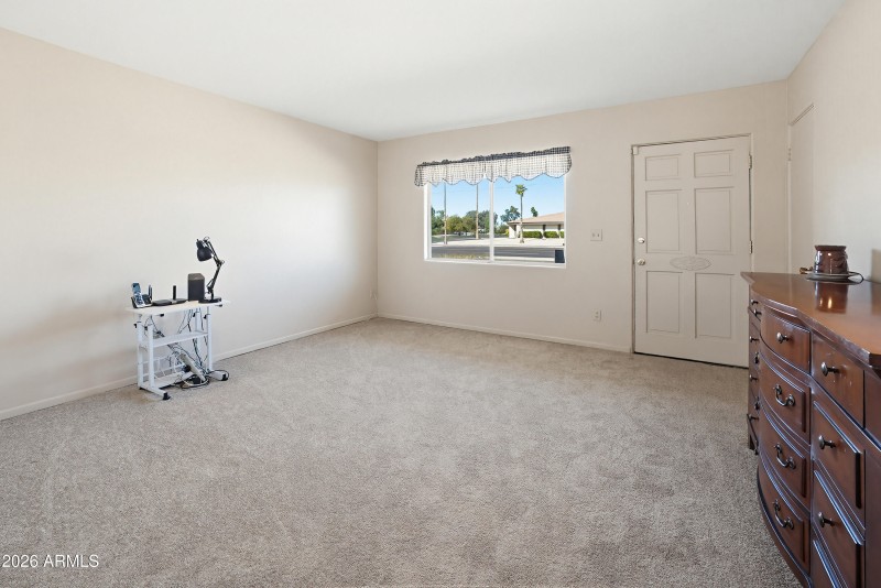 3321 W Greenway Rd-14