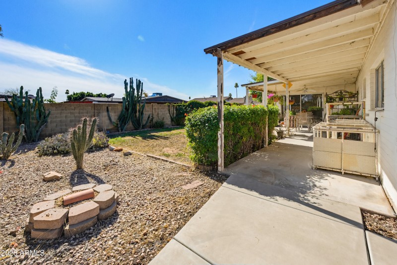 3321 W Greenway Rd-22