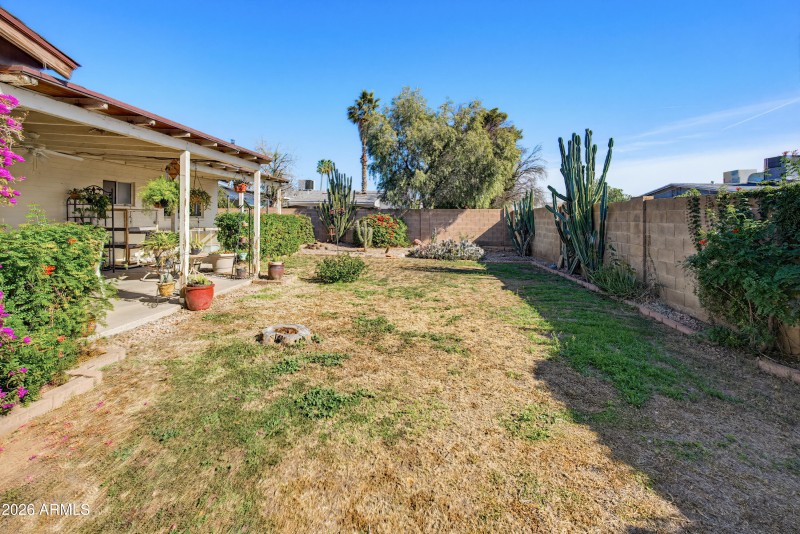 3321 W Greenway Rd-37