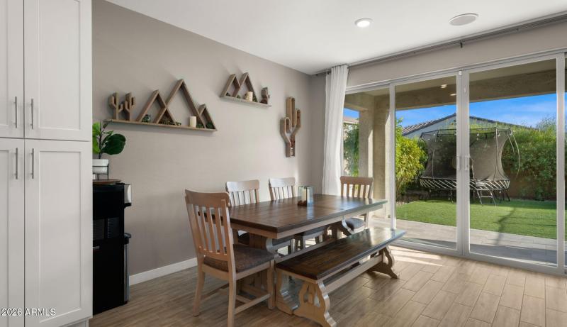 15-web-or-mls-Dining Room