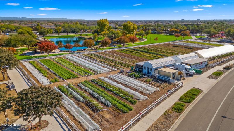 56-web-or-mls-EAST MARK COMMUNITY CENTER