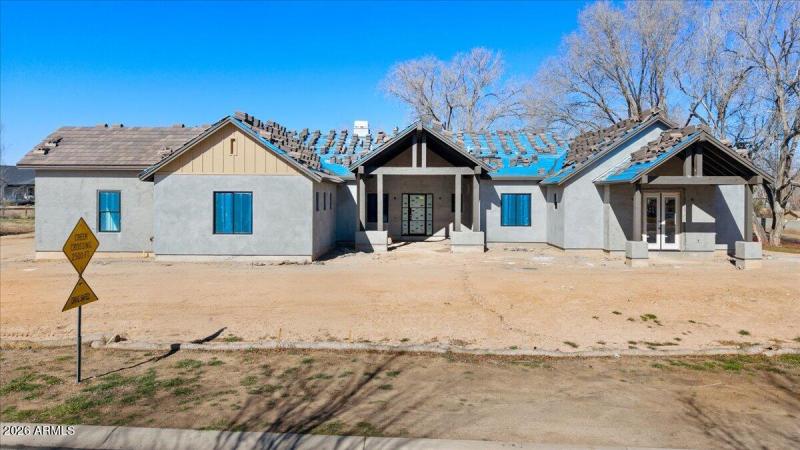 02-Aerial Front View