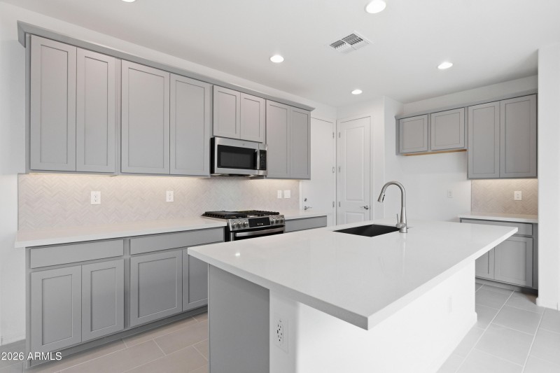 hj-az-phoenix-hawes-crossing-venture-jas