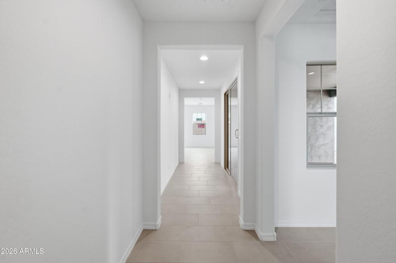 hj-az-phoenix-hawes-crossing-venture-jas