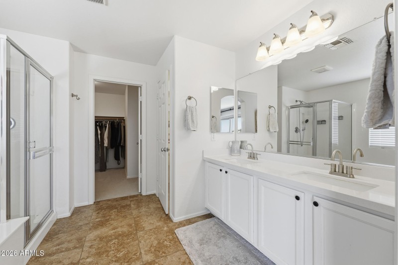 024-primary-bathroom